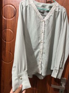 Elegant Green Lace Trim Blouse