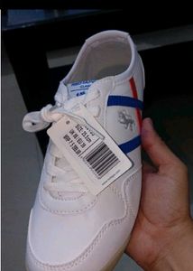 Red Tape Classic Sneakers