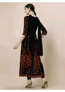 Women Georgette Kurta Dupatta Set