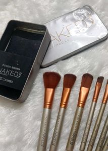 Urban Decay Naked3 Brush Set
