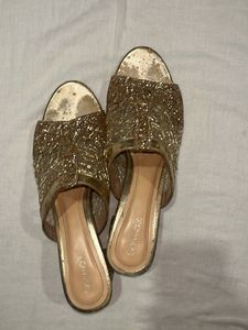 Gold Glittery Connox Heels