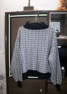 Tweed Style Pullover Sweater
