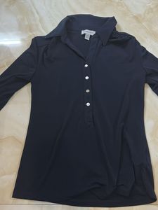 Carmen Elegant Black Top