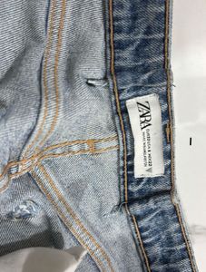 ZARA JEANS SIZE -24