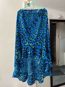 High low stretchable Blue Animal Print Skirt