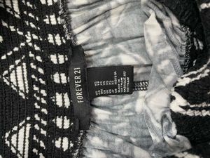 Forever 21 Black skirt