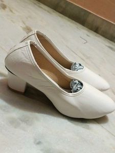 White Pointed-Toe Heels