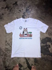 UNIQLO T-shirt