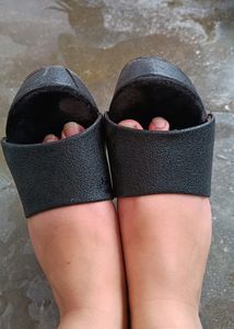 Black Wedges