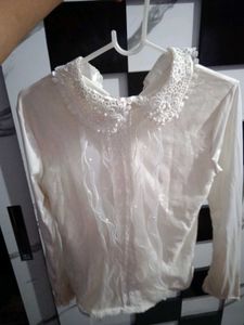 Elegant White Pearl Lace Top💗
