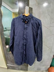Men&#39;s Blue Button-Down Shirt