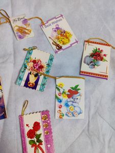 Set Of 8 Tag Greeting Cards