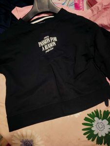 Black  Sweatshirts For Girls