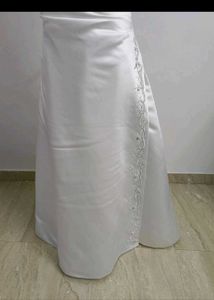 Sale🎉🎊 Elegant White Wedding Gown