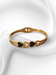 Heart Accent Bangle Bracelet