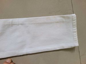 Levi&#39;s White Denim Jeans