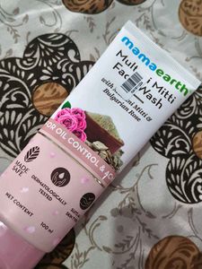Mamaearth Multani Mitti Face Wash