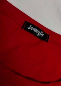 Red Graphic Crop Top 🍒