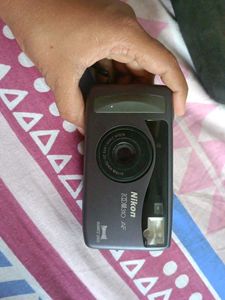 Vintage Nikon Zoom 310 AF
