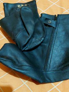 Leather socks very warm , heavy winter.