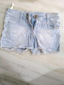 Girl's Denim Fray Shorts