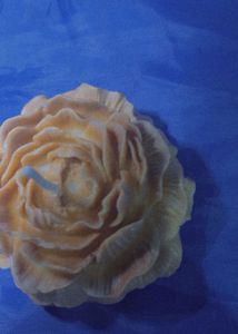 Golden Blossom Candle