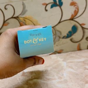 Dot &amp; Key Moisturizer