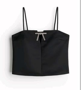 H&M New How Statement Top