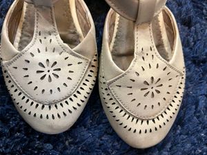 Vintage Beige Mary Jane Shoes
