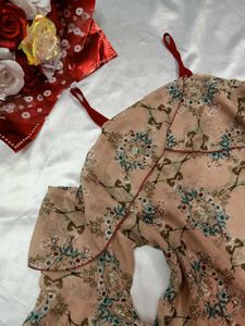 Pink Peach Off-Shoulder Floral Ruffle Top💕