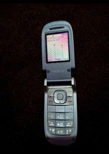 Nokia 2760 Flip
