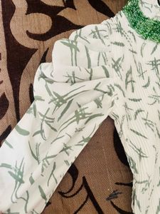 Girl&#39;s White &amp; Green Print Dress