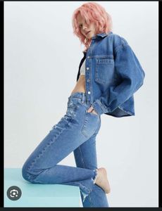 90s Flared Denim!! It’s Low Rise