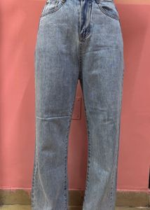 Straight Fitted Jeans