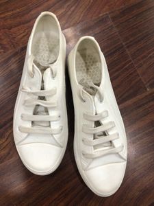 White Casual Shoes UK7