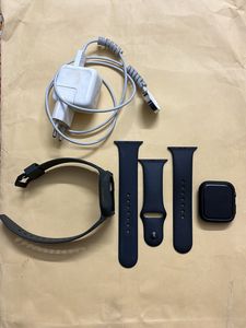 Apple Watch Series 5 GPS + Cellular (Black Strap)