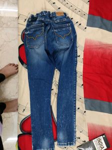 A Very Fashionable Jeans