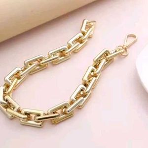 Chunky Gold Chain Necklace