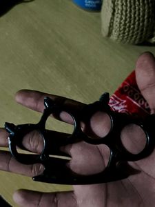 Knuckle Punch