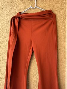 Smart Flared Pant