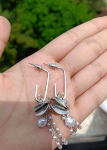 2 Pairs Of Elegant Earrings