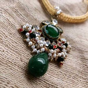 Lovely Jadau Kundan Set