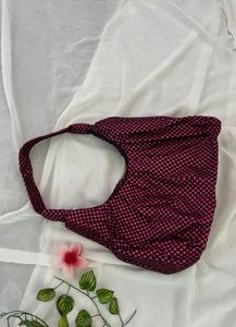 🌸Chic Checkered Handbag 🌸