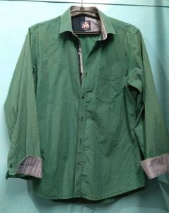 GIVO Green shirt