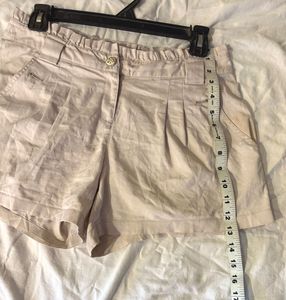 Beautiful High Waisted Beige Shorts With Ruffle