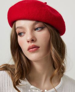 Red Beret Hat ( Worn Once ) ❤️
