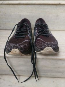ASICS Gel-Kayano 28 Running Shoes