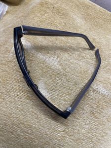 Chic Black Sunglasses