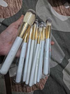 BH Cosmetics Brush Set