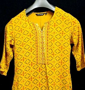 👗 * Kurta | Small Size | Gold